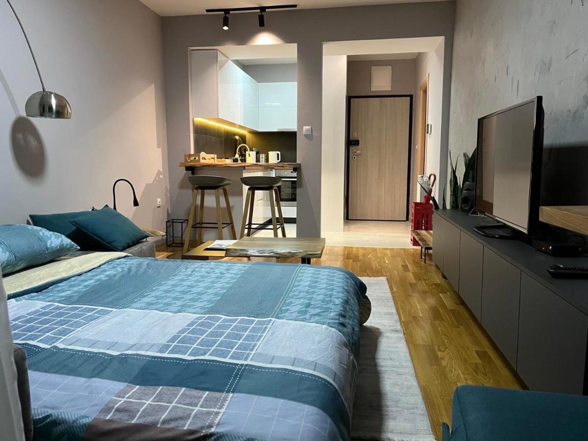 Porta Leks Apartment, Self Check-In, Own Parking Skopje Esterno foto